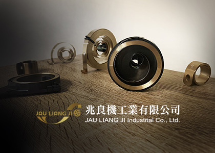 兆良機工業有限公司-一草一木作品案例，採用W3C規範、RWD技術、多國語系支持